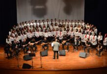 Halk Müziği ve Türk Sanat Müziği Festivalleri: Türkiye’deki Müzik Zenginliği Halk Müziği ve Türk Sanat Müziği Festivalleri: Türkiye'deki Müzik Zenginliği Konulu bir haber görseli.