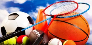 Spor festivalleri, dünyanın dört bir yanında insanları bir araya getiren, büyük heyecanlar yaratan ve kültürel sınırları aşan etkinliklerdir. Her yıl binlerce kişi, farklı spor dallarındaki yeteneklerini sergilemek, izleyicilere unutulmaz anlar yaşatmak ve aynı zamanda birbirleriyle dostane rekabet içinde olmak için bu festivallere katılır. Spor festivalleri, katılımcılarına sadece fiziksel bir deneyim sunmakla kalmaz, aynı zamanda toplumsal dayanışma, kültürel etkileşim ve eğlenceli bir atmosfer sağlar. Bu tür etkinlikler, hem izleyicilerin hem de sporcuların enerjilerini birleştirerek büyük bir coşku yaratır. Konulu bir haber görseli.
