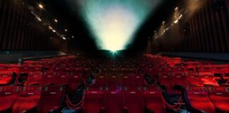 Türkiye’de sinema ve animasyon kültürü, son yıllarda büyük bir gelişim gösterdi. Her geçen gün artan izleyici kitlesi ve içerik üreticileri, bu alanda daha fazla organizasyonun düzenlenmesine yol açıyor. Özellikle gençlerin ve öğrencilerin yoğun ilgi gösterdiği bu etkinlikler, şehirlere sanatsal bir soluk kazandırmakla kalmıyor, aynı zamanda kültürel turizmi de canlandırıyor. Konulu bir haber görseli.