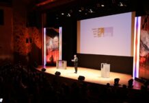 Türkiye’nin Dört Bir Yanında Parlayan 20 Film Festivali Türkiye, sinema alanında her geçen yıl daha da büyüyen bir festival ağına sahip. Ülkenin dört bir yanına yayılan film festivalleri, yalnızca sinema severleri değil, aynı zamanda yerli ve yabancı yapımcıları da kendine çekiyor. İstanbul'dan Van'a, Bursa'dan Mardin'e uzanan bu festivaller, hem kültürel çeşitliliği hem de sanatsal üretkenliği yansıtıyor. İşte Türkiye’de düzenlenen 20 önemli film festivali ve bu etkinliklerin sektöre katkıları... Konulu bir haber görseli.